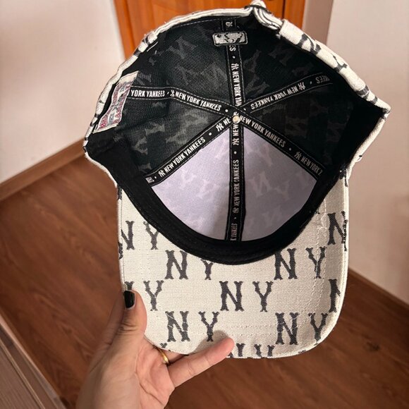 White Soft-Top Baseball Cap With NY Letters Printed All Over Adjustable - Picture 4 of 6